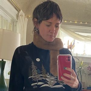 Meet your Posher, Mae